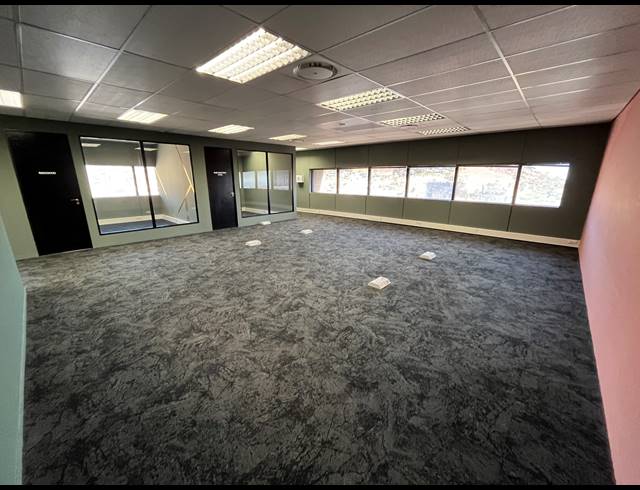 956M² OFFICE TO LET IN CAPE TOWN CITY CENTRE
